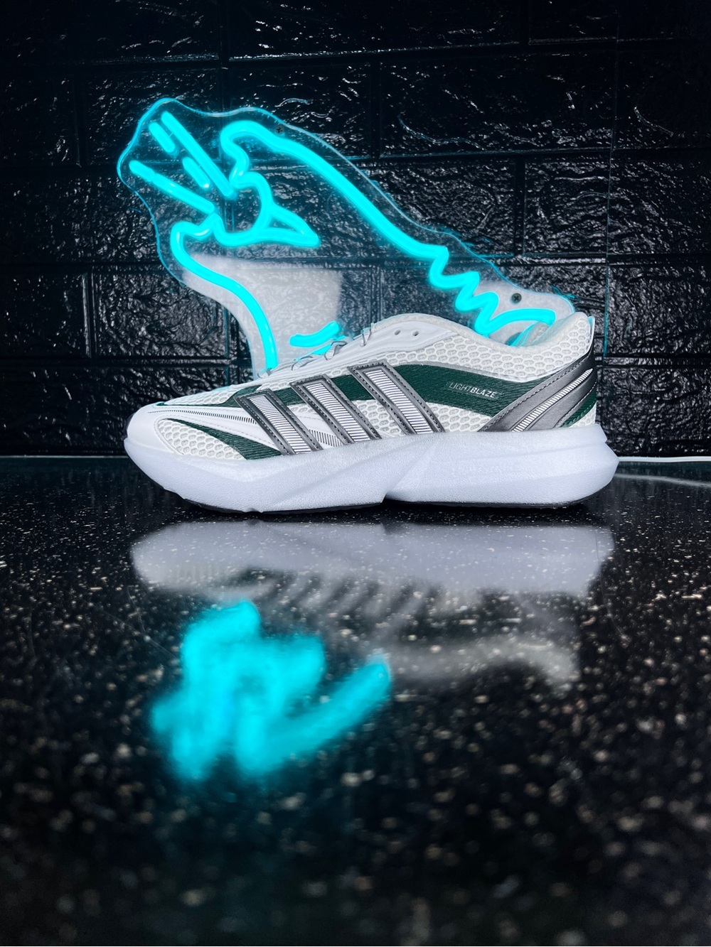 Adidas Lightblaze Glow Men’s Walking Gym Running Shoes Sneakers White - 11
